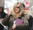 Le foto di Jennifer Aniston sul set della commedia The Baster