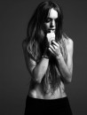 Le foto sexy di Lindsay Lohan per Hedi Slimane