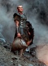 Liam Neeson nei panni di Zeus sul set di Clash of the Titans - le foto