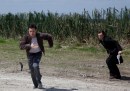 Looper: pioggia di foto per il film fantascientifico con Joseph Gordon-Levitt e Bruce Willis