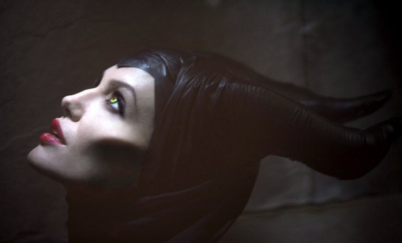 Maleficent: ecco la prima foto di Angelina Jolie nei panni di Malefica