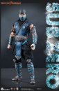 Mortal Kombat: foto action figure del letale ninja Sub-Zero