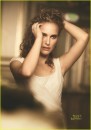 Natalie Portman bellissima su Vogue e nel nuovo poster di Black Swan