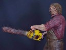 Non aprite quella porta - nuova statua di Leatherface dal sequel in 3D