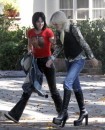 Nuove foto di Kristen Stewart e Dakota Fanning dal set di The Runaways