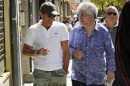 Pedro Almodovar con Antonio Banderas e Carmen Maura sul set del nuovo film La piel que habito