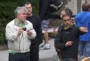 Pedro Almodovar con Antonio Banderas e Carmen Maura sul set del nuovo film La piel que habito