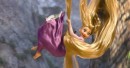 Rapunzel: foto e locandina del film Disney Raperonzolo