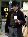 Robert Downey Jr. è Sherlock Holmes: le prime foto