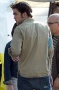 Robert Pattinson ed Emilie de Ravin sul set di Remember me a New York - nuove foto