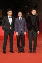 ROMA 2012: Johnnie To sul red carpet con il cast di Drug War/Duzhan