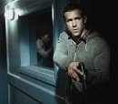 Safe House - locandine, foto e 4 clip del thriller con Denzel Washington