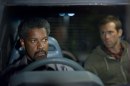 Safe House - trailer, locandina e prime foto dell'action-thriller con Denzel Washington e Ryan Reynolds