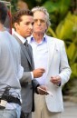 Shia LaBeouf e Michael Douglas sul seti di Wall Street 2: Money Never Sleeps