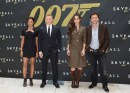 Skyfall: Naomie Harris, Daniel Craig, Bernice Marlohe e Javier Bardem