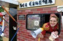 Sol Cinema: la sala più piccola del mondo