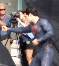 Superman: Man of Steel - nuove foto di Henry Cavill in costume sul set