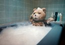 Ted: 4 clip inedite più 10 immagini dal film di Seth MacFarlane