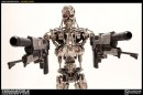 Terminator 2 replica dell'endoscheletro T-800 a grandezza naturale (foto)