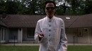 The Human Centipede: clip, foto e locandina del folle horror di Tom Six