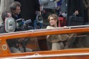 The Tourist - Johnny Depp e Angelina Jolie girano all Stazione di Venezia Santa Lucia. Un video e qualche foto