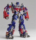 Transformers - Action figure Revoltech di Optimus Prime in Dark of the Moon