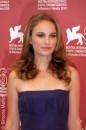 Venezia 2010 - Cartoline dal Festival: il sorriso di Natalie Portman e 'tutti gli uomini del presidente' Quentin Tarantino