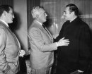 Vittorio de Sica, Lino Ventura e Ernest Borgnine a Roma, in Il Giudizio Universale, 1 gennaio 1961