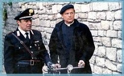 Nino Frassica e Terence Hill in "Don Matteo"