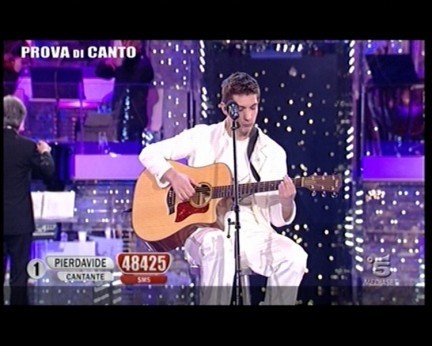 Pierdavide Carone - Amici 9