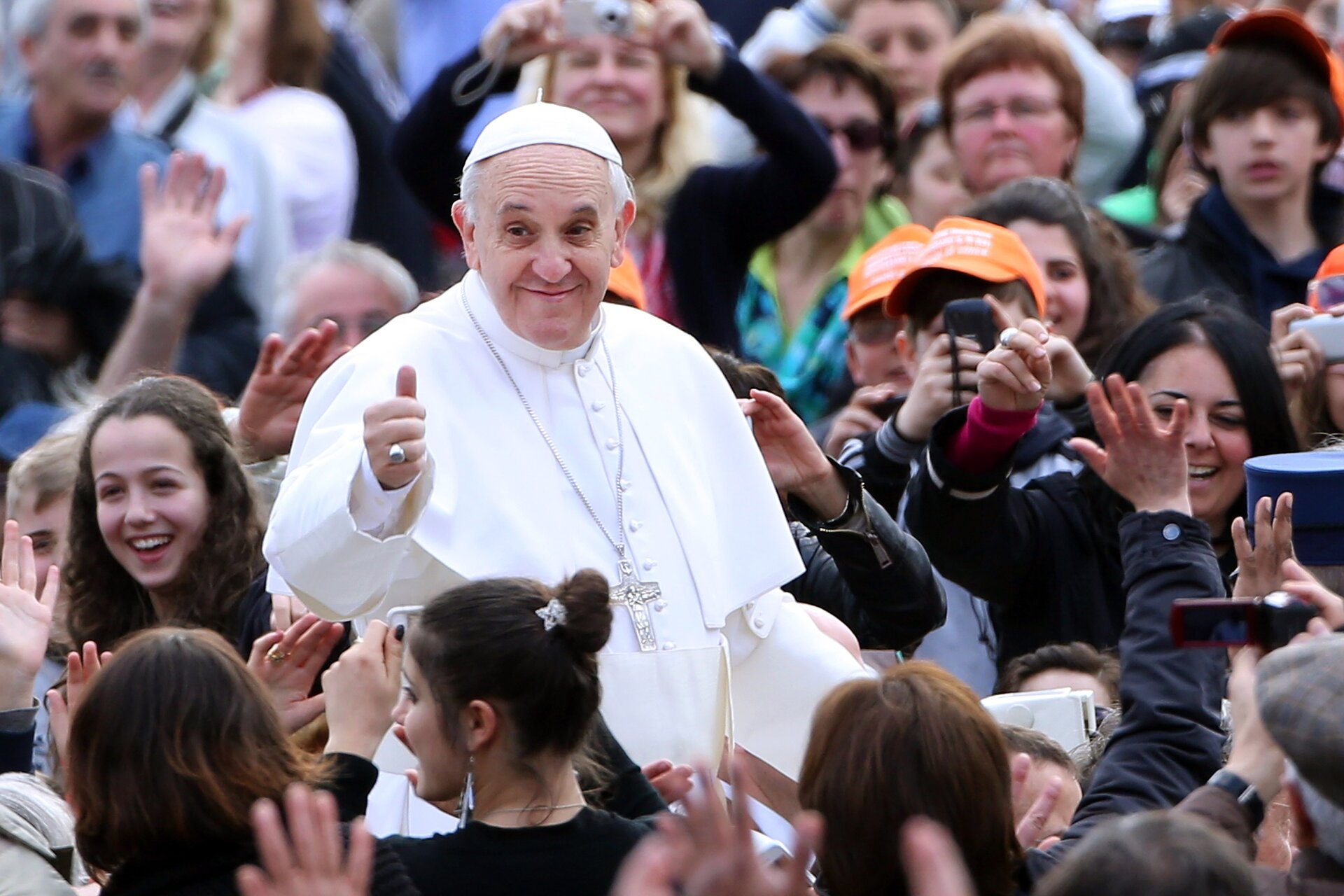 VATICAN CITY, VATICAN - APRIL 10: Pope Francis waves to the faithful as he arrives in St. Peter's square for his weekly audience on April 10, 2013 in Vatican City, Vatican. At the end of this morning's catechesis, the Pontiff made an appeal for those affected by the powerful earthquake in southern Iran. (Photo by Franco Origlia/Getty Images)