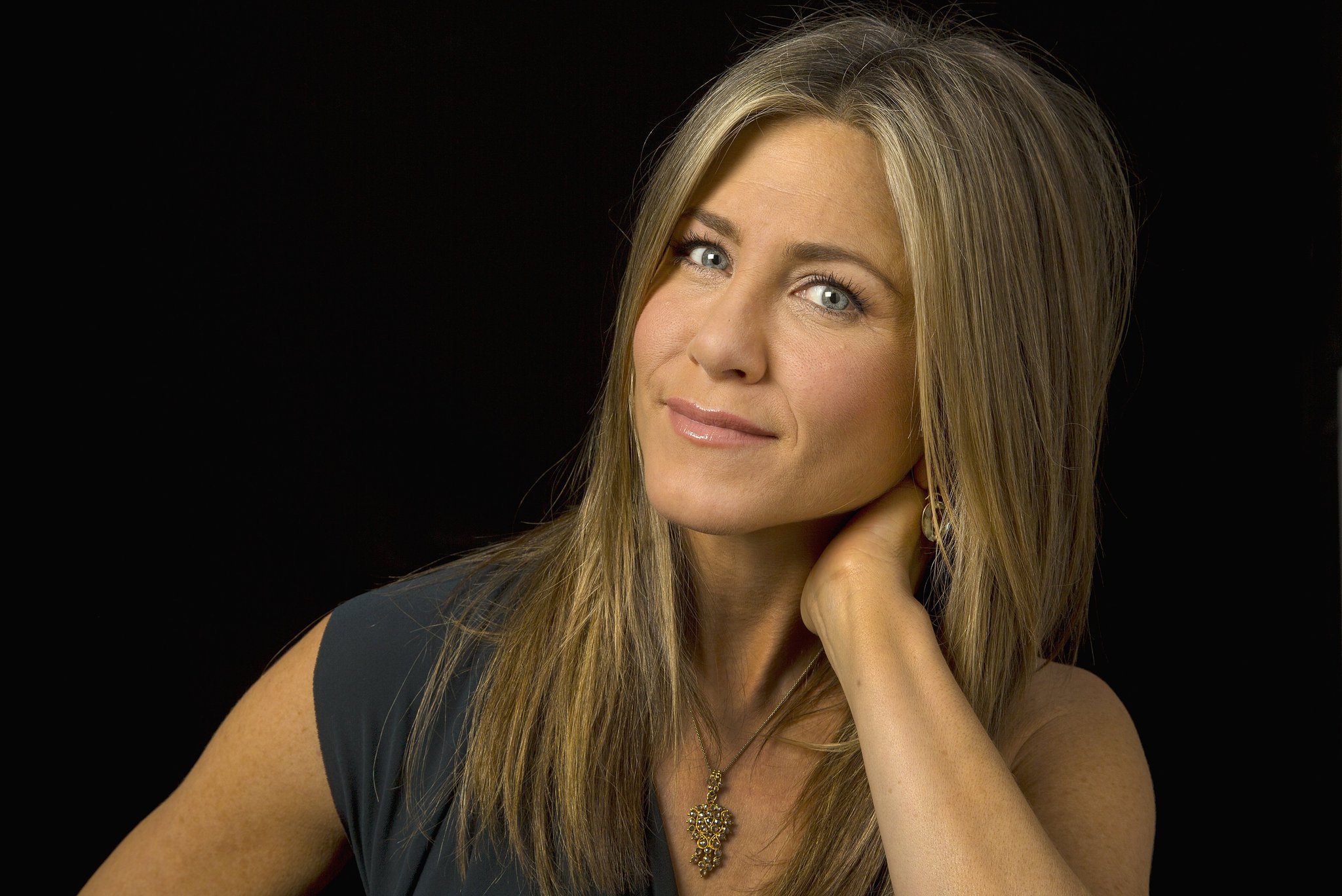 ****ENVELOPE STORY FOR NOVEMBER 20, 2014. DO NOT USE PRIOR TO PUBLICATION********** BURBANK, CA., OCTOBER 22,, 2014, -- The Envelope talks with Jennifer Aniston, her Oscar potential roles in the Envelope Lead Actress Roundtable. (Kirk McKoy / Los Angeles Times)