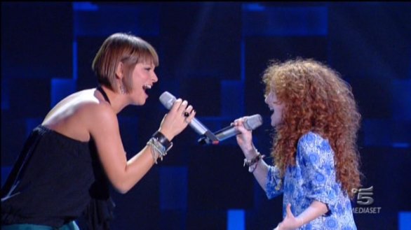 Alessandra Amoroso con Luana Chiaradia a Io Canto