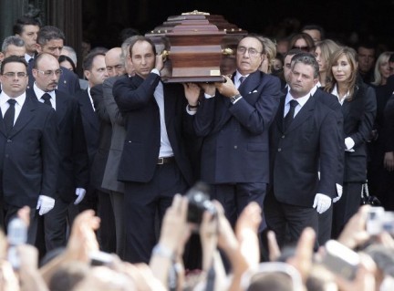 Pippo Baudo ai funerali di Mike Bongiorno