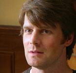 Nate Fisher (Peter Krause)