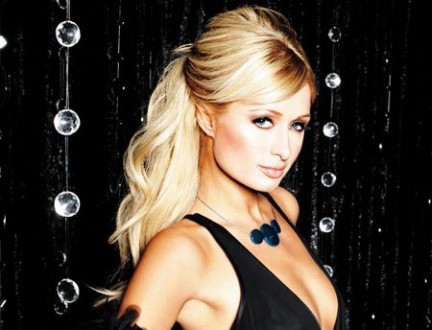 Paris Hilton Ã¨ uno dei volti di Mtv per celebrare il San Valantino