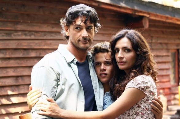 Al di là del lago - La serie tv di Canale5