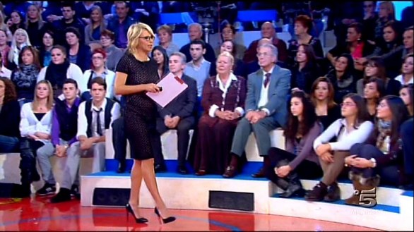 Alessandra Amoroso a C\'è Posta per Te 12 novembre 2011