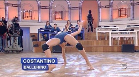 Amici 10: il quattordicesimo speciale di sabato 8 gennaio 2011Amici 10: il quattordicesimo speciale di sabato 8 gennaio 2011