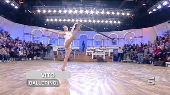 Amici 10: il quattordicesimo speciale di sabato 8 gennaio 2011Amici 10: il quattordicesimo speciale di sabato 8 gennaio 2011