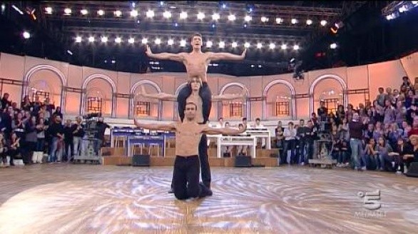 Amici 10: il quattordicesimo speciale di sabato 8 gennaio 2011Amici 10: il quattordicesimo speciale di sabato 8 gennaio 2011