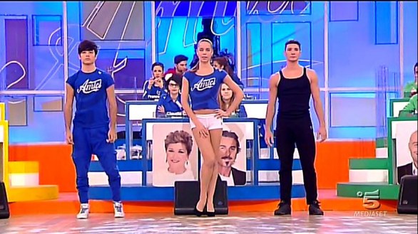 Amici 14 gennaio 2012