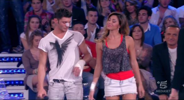 Amici, Belen Rodriguez e Stefano De Martino dopo l'incidente