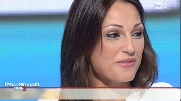 Anna Tatangelo a Pomeriggio sul Due