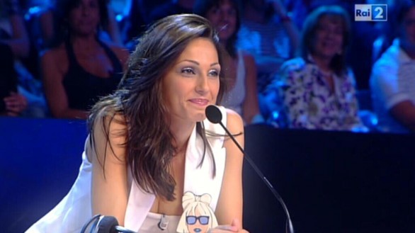 Anna Tatangelo dalle tante facce a X Factor