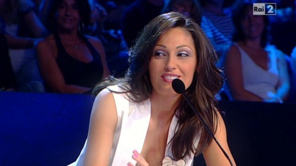 Anna Tatangelo dalle tante facce a X Factor