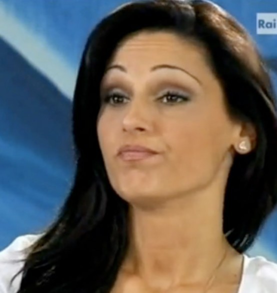 Anna Tatangelo dalle tante facce a X Factor