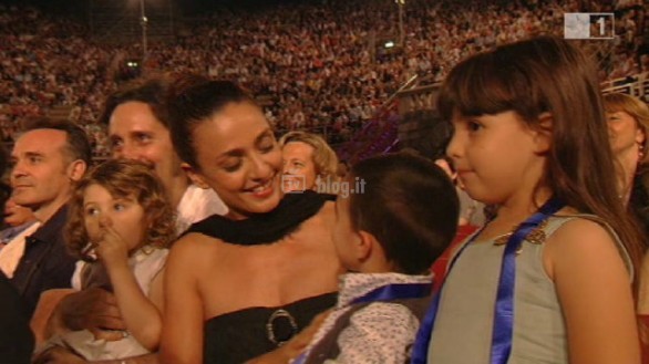 Arena di Verona 2010 - Lo spettacolo sta per iniziare. Foto della serata con Antonella Clerici