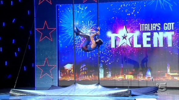 AurÃ�Â¨lie Brua, acrobata di Italia s got talent