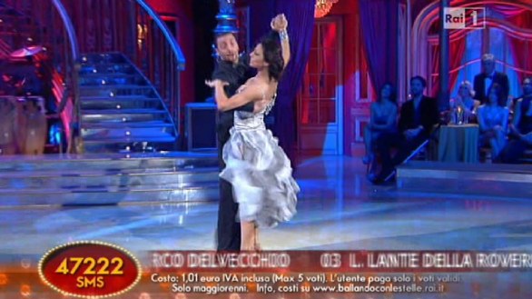 Ballando con le stelle 8 - Anna Tatangelo e Stefano Di Filippo nel Quick step